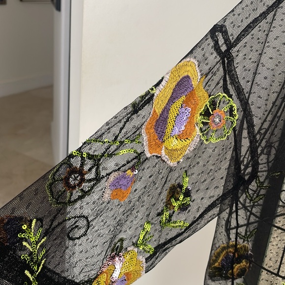 NWT WALTER BAKER BLACK PEYTON TUNIC EMBROIDERY - Picture 7 of 11